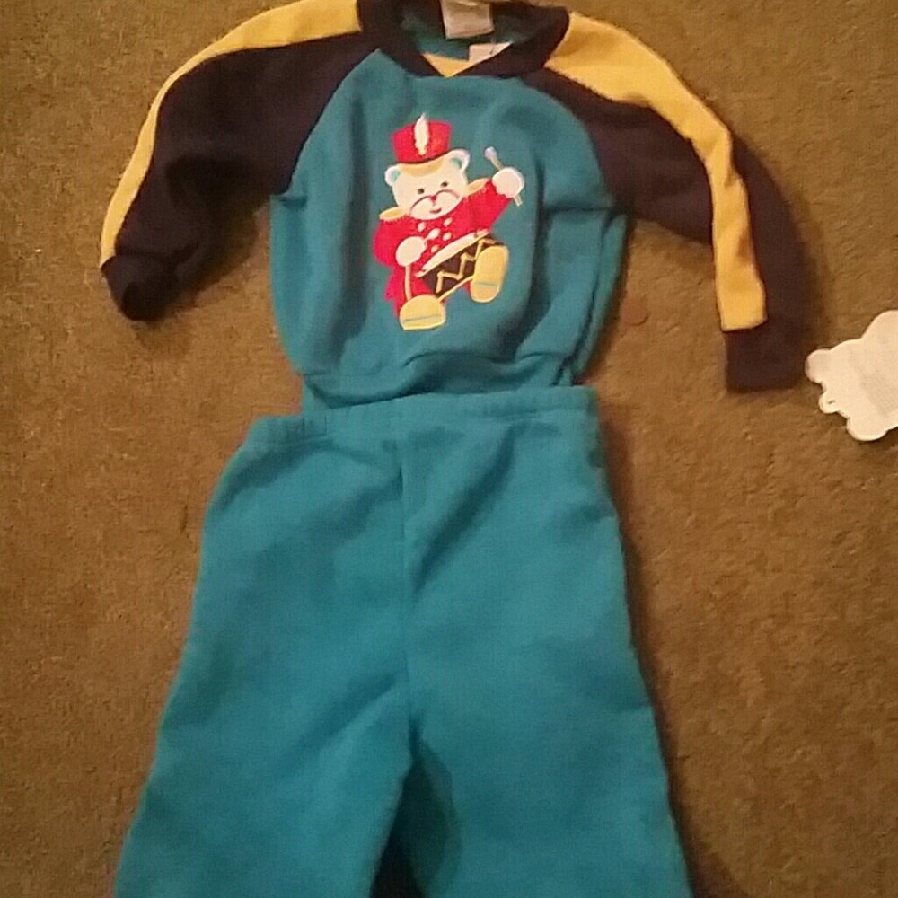 Love spun Blue Sweatshirt and pants outfit NWT 24m